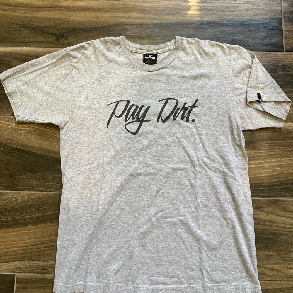 Vintage Undefeated Y2K T shirt